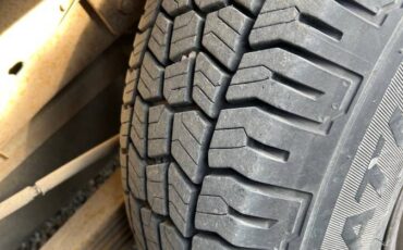 Chevy-c3500-diesel-1993-white-2