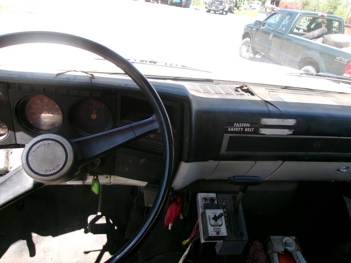 Chevy-c70-diesel-1984-white-2