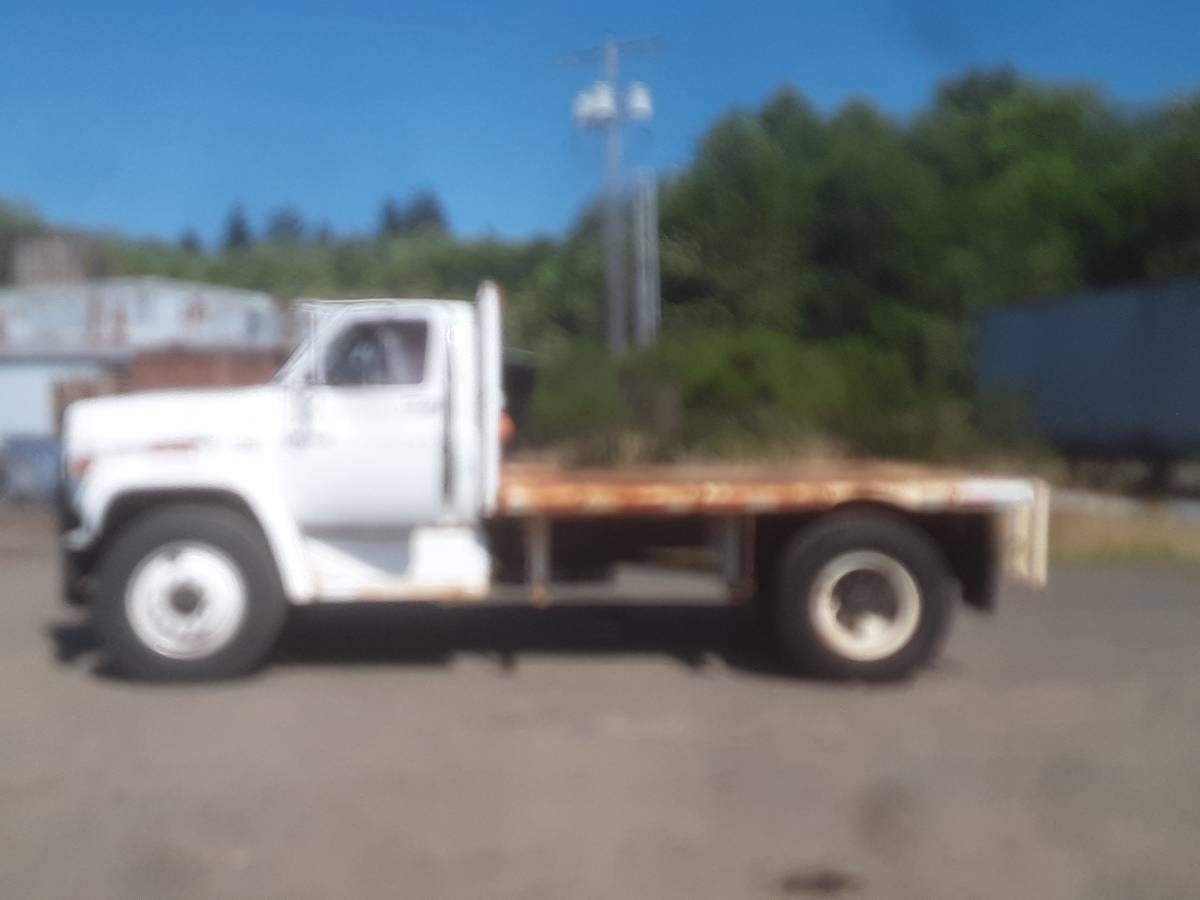 Chevy-c70-diesel-1984-white-7