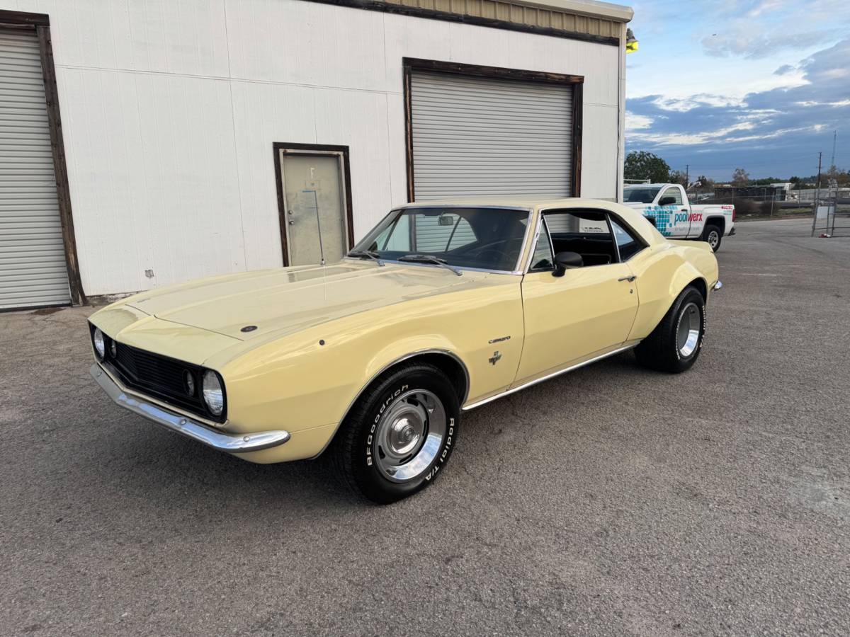 Chevy-camaro-1967-2