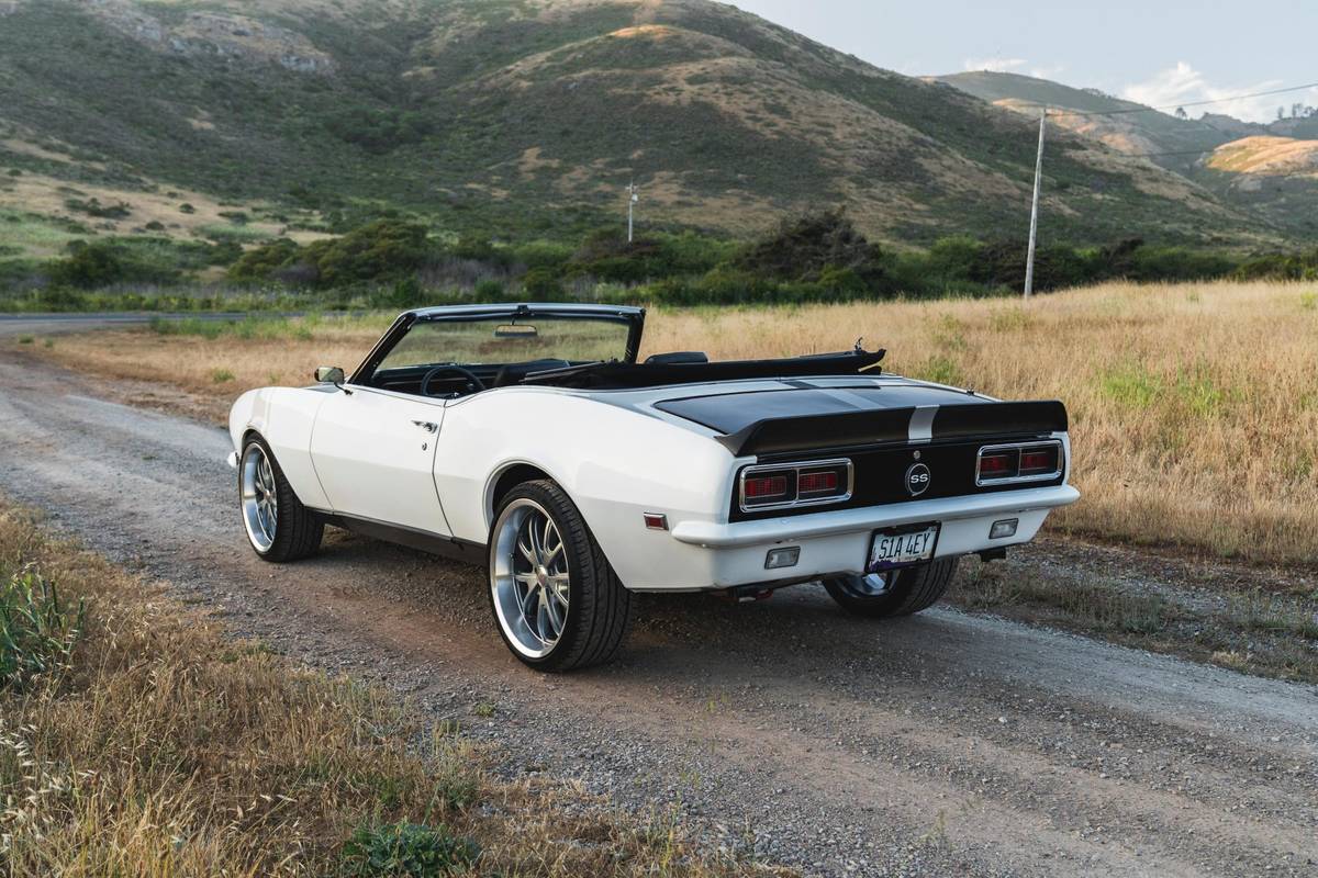 Chevy-camaro-1968-14