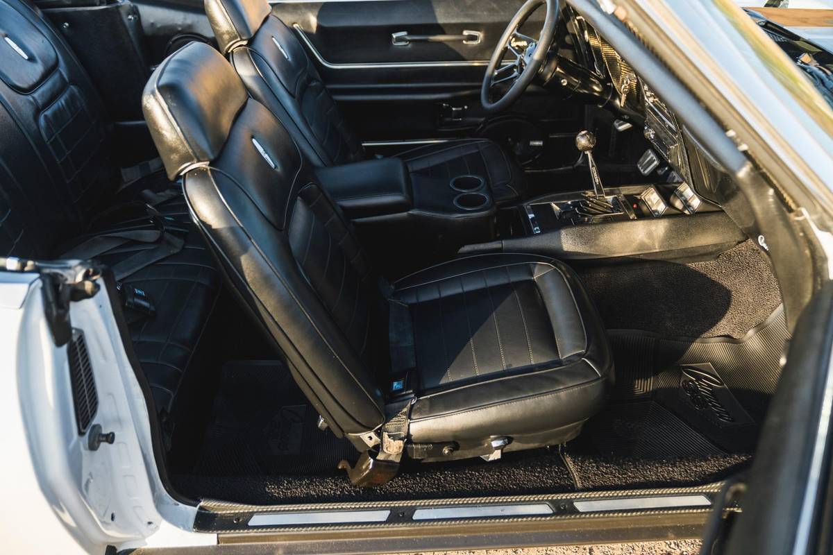 Chevy-camaro-1968-16