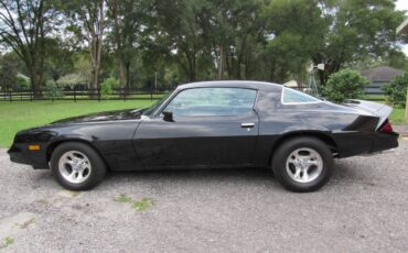 Chevy-camaro-1980-black-17