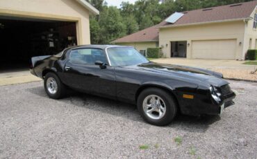 Chevy-camaro-1980-black-20