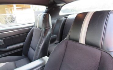 Chevy-camaro-1980-black-8