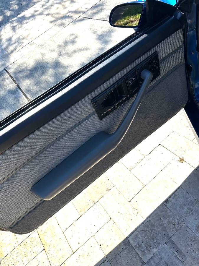 Chevy-camaro-1989-13