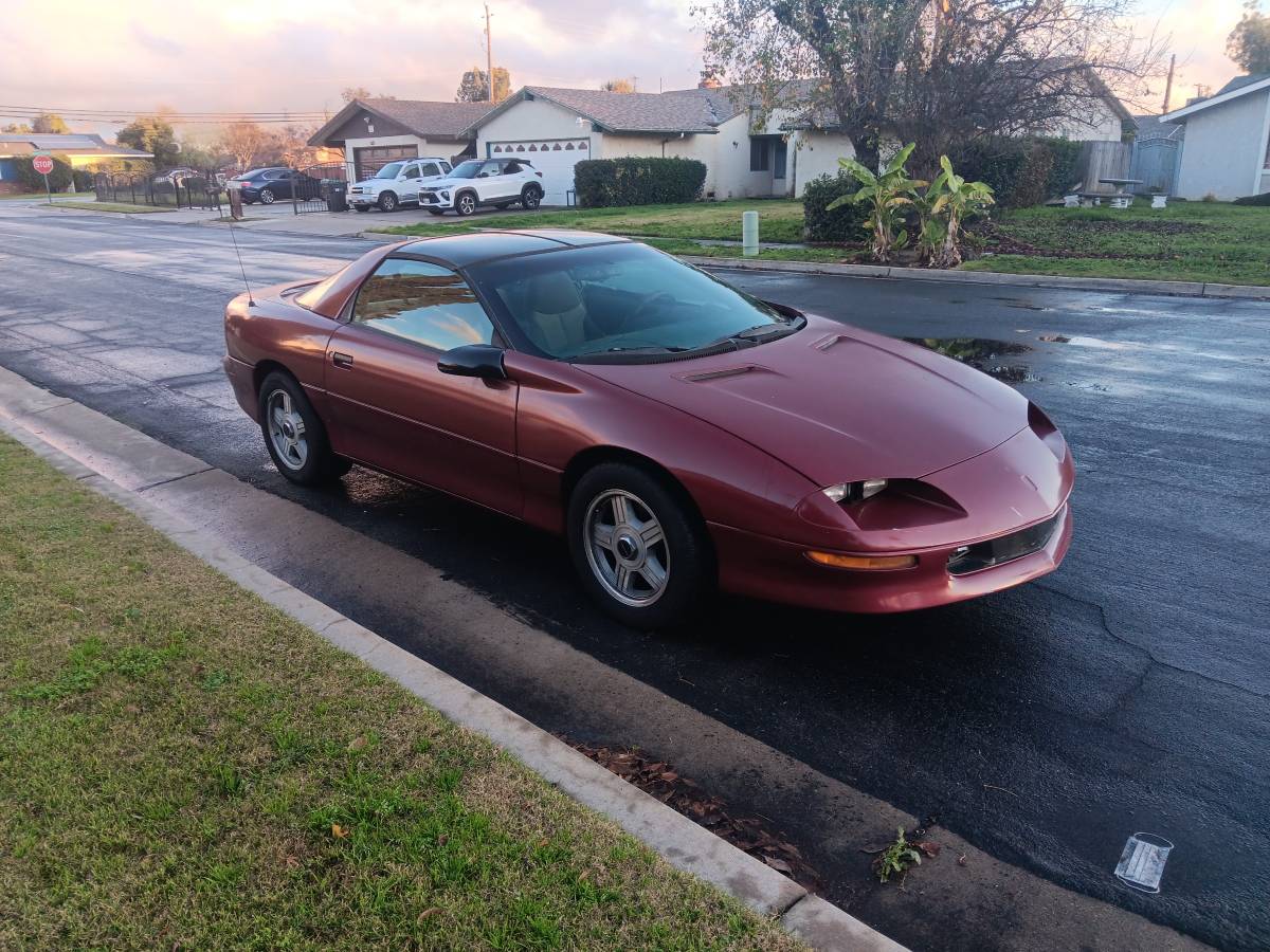 Chevy-camaro-1994-red-16