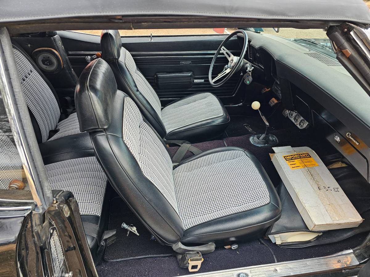 Chevy-camaro-convertible-1969-black-16