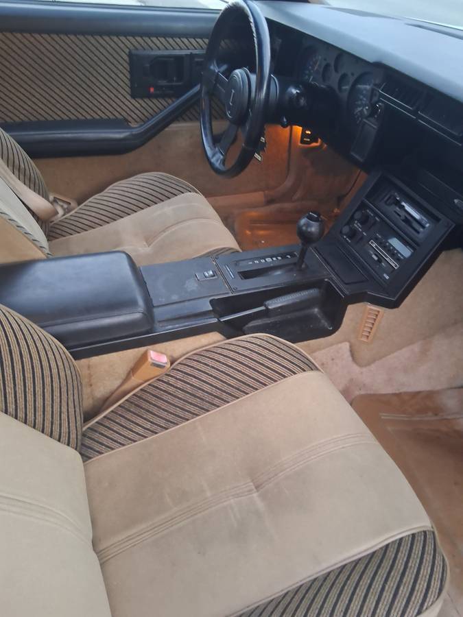 Chevy-camaro-z28-1984-1