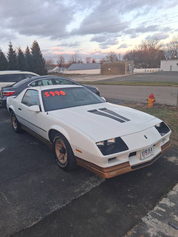Chevy-camaro-z28-1984