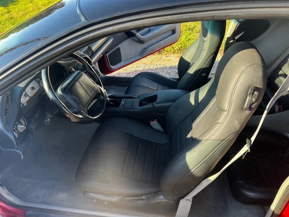 Chevy-camaro-z28-1993-red-1