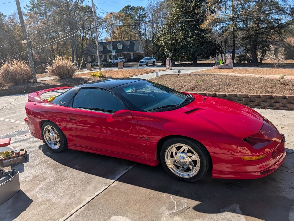 Chevy-camaro-z28-1993-red-8