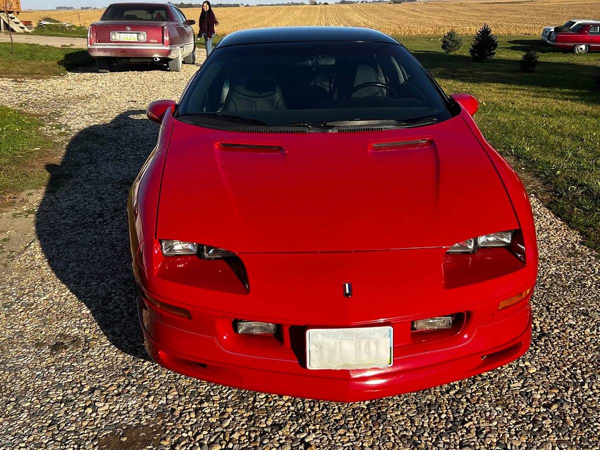 Chevy-camaro-z28-1993-red