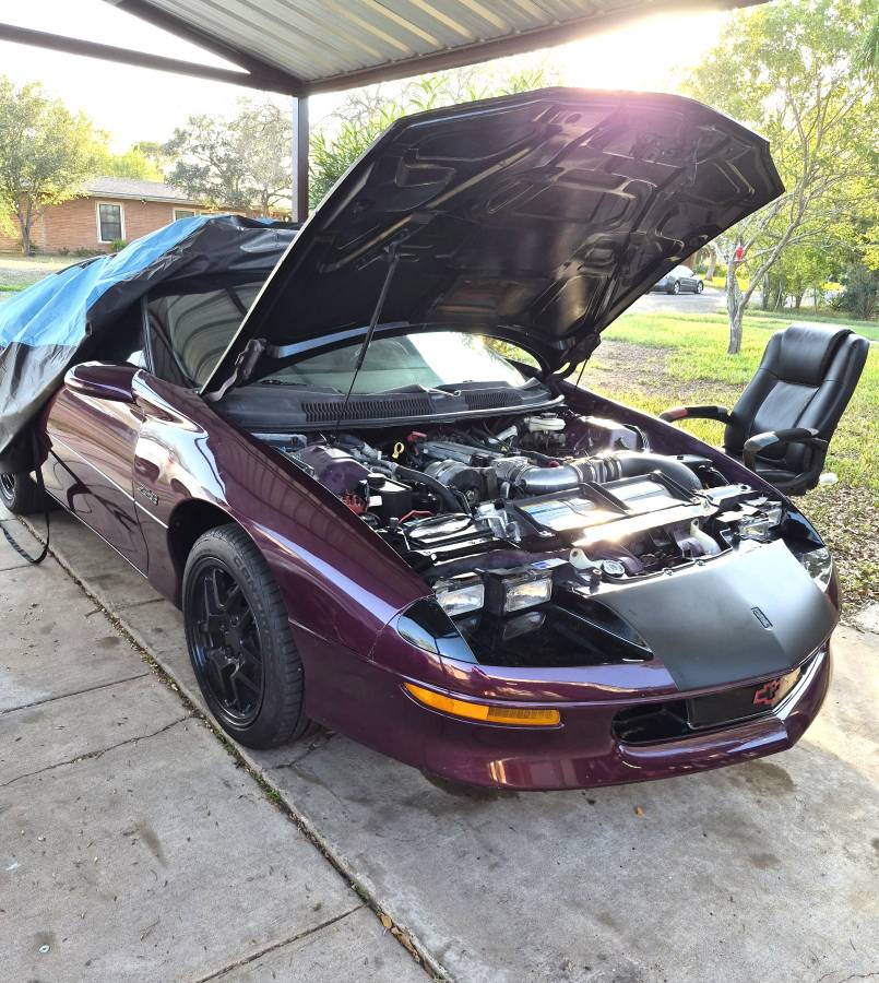Chevy-camaro-z28-1995-purple-2