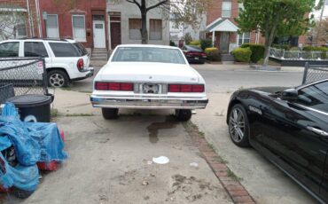 Chevy-caprice-1988-white-5