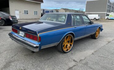 Chevy-caprice-1989-custom-11