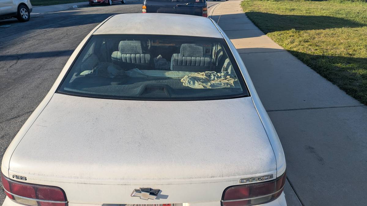 Chevy-caprice-1992-white-11