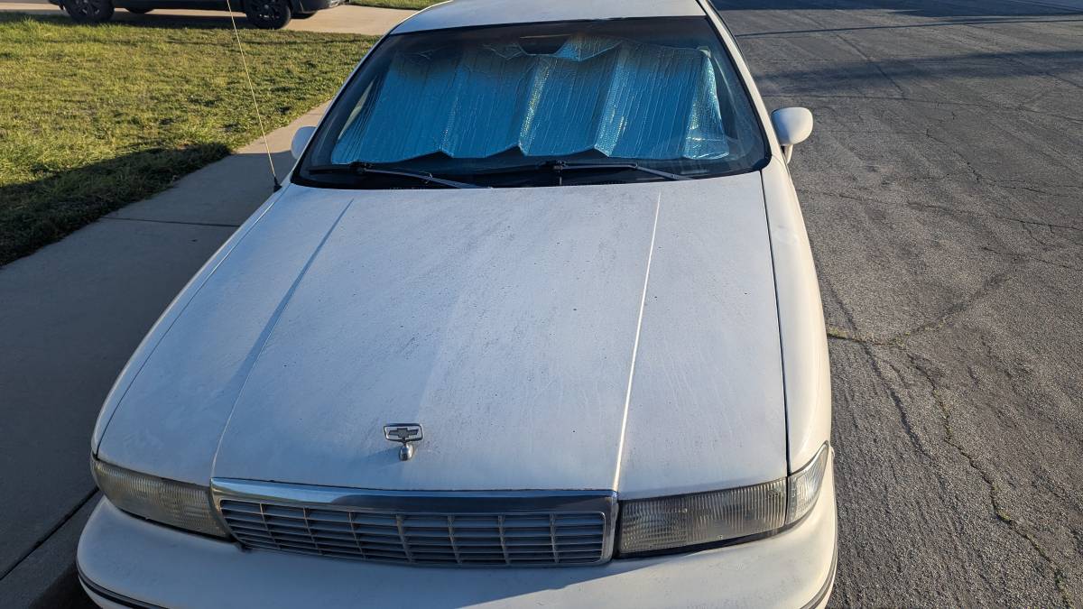 Chevy-caprice-1992-white-2