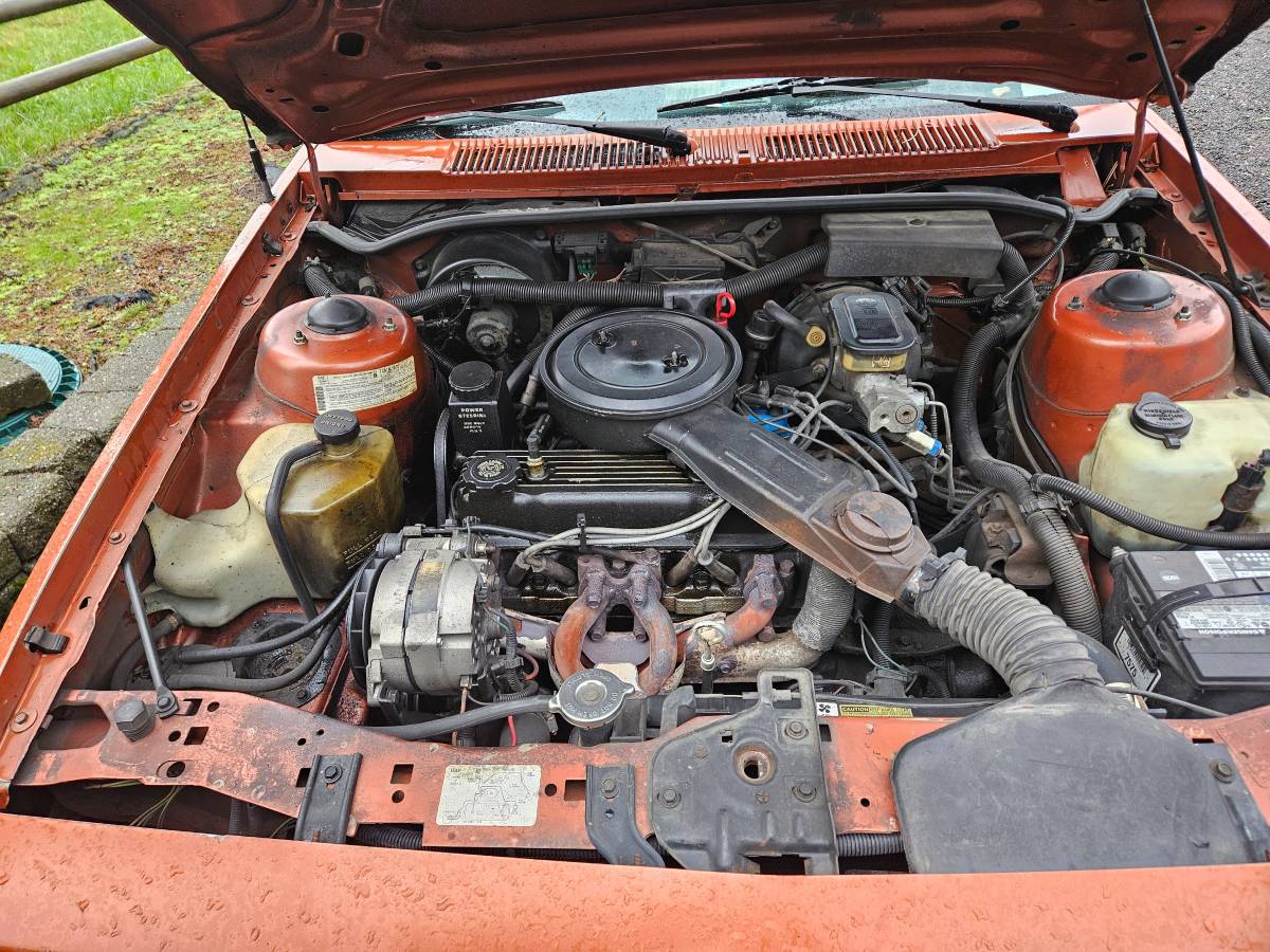 Chevy-cavalier-1985-orange-4