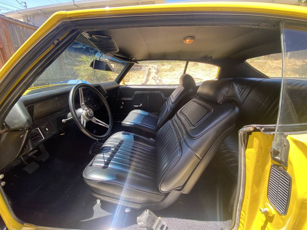 Chevy-chevelle-1971-yellow-10