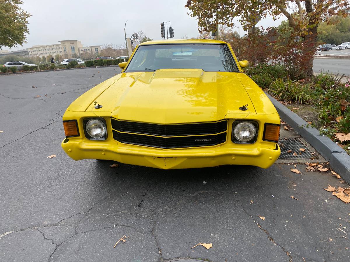 Chevy-chevelle-1971-yellow-18