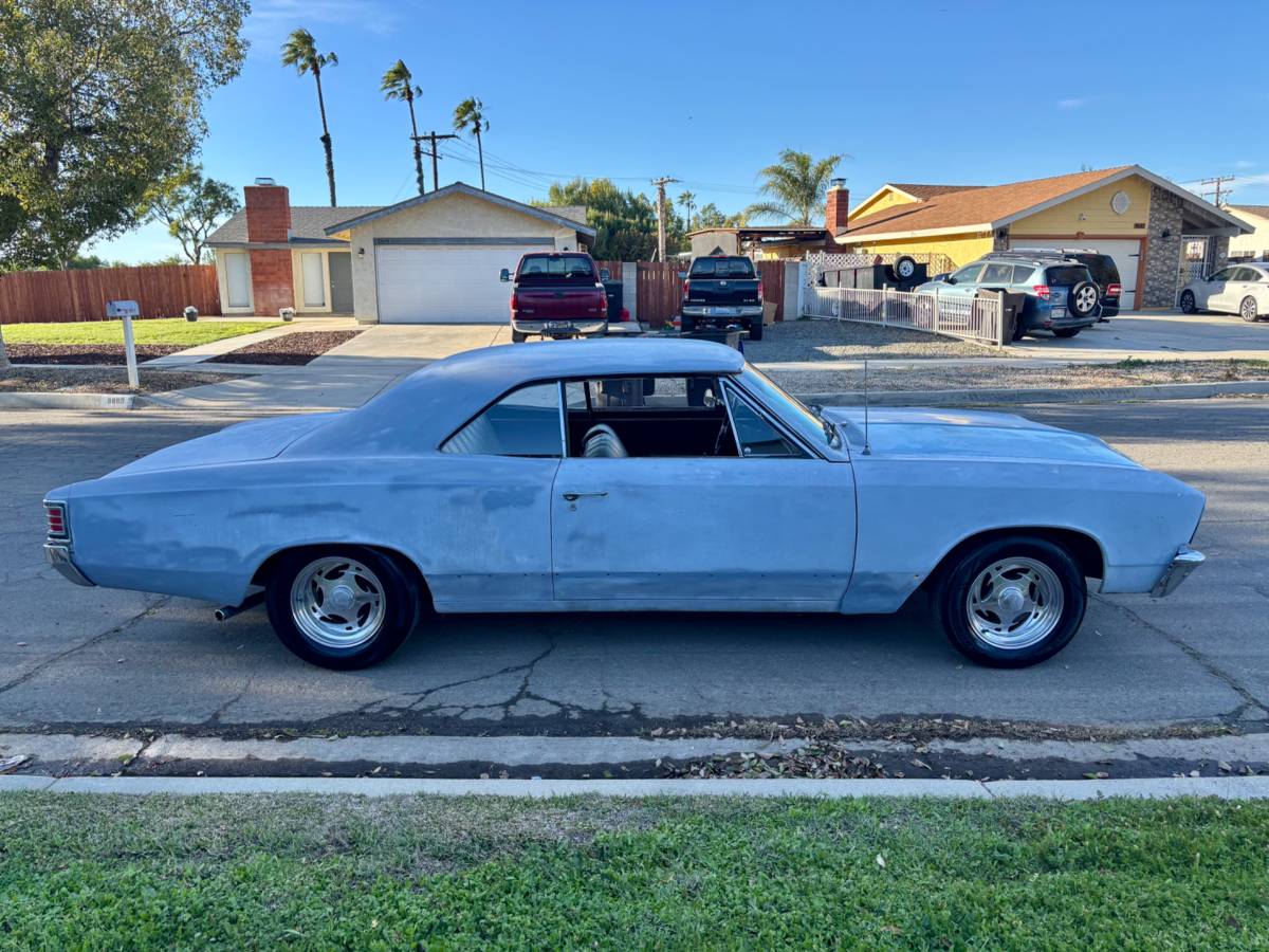 Chevy-chevelle-malibu-1967-16