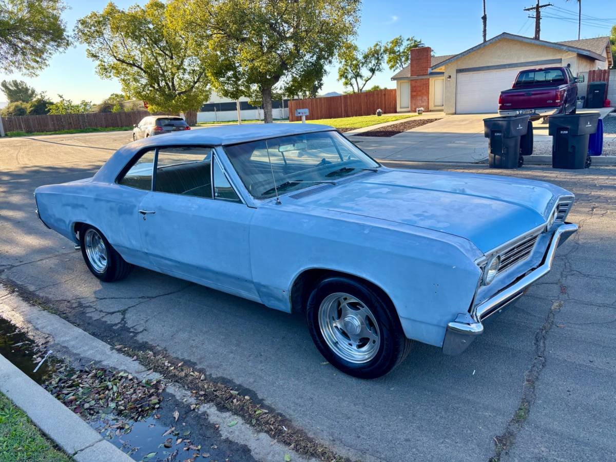 Chevy-chevelle-malibu-1967-30
