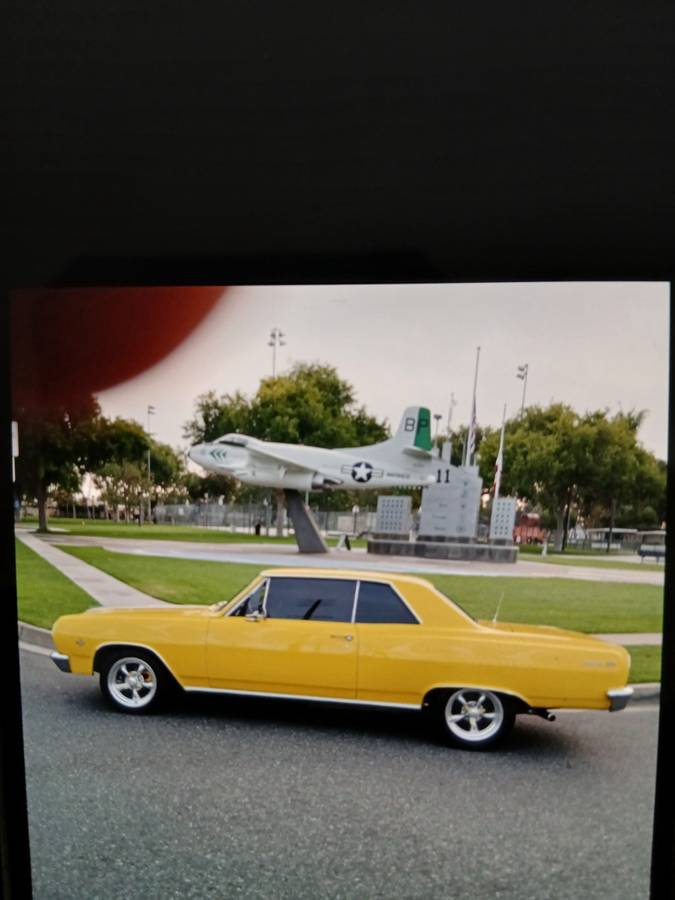 Chevy-chevelle-malibuess-1965-yellow-1