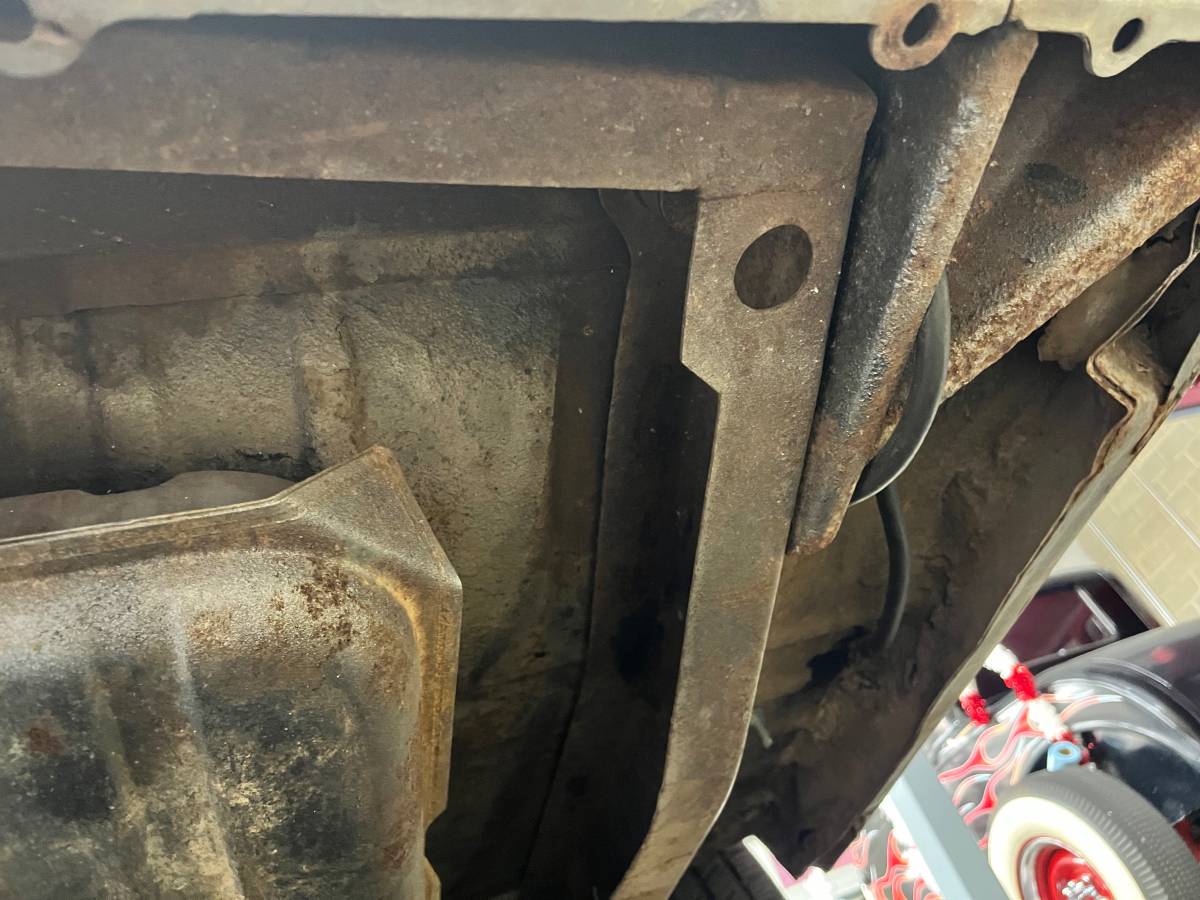 Chevy-chevrolet-bel-air-impala-biscayne-1966-13