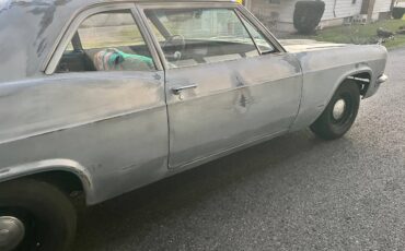 Chevy-chevrolet-bel-air-impala-biscayne-1966