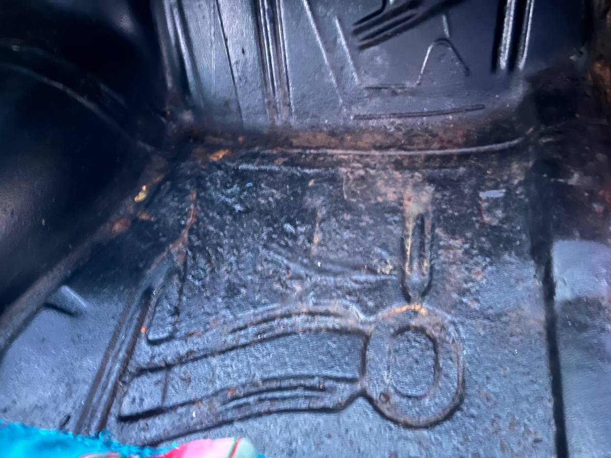 Chevy-chevrolet-bel-air-impala-biscayne-1966-7