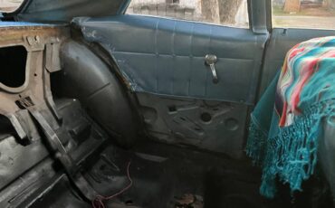 Chevy-chevrolet-bel-air-impala-biscayne-1966-8