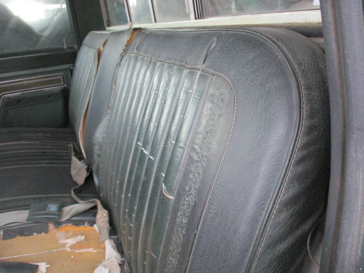 Chevy-cheyenne-c-20-1971-green-8