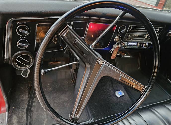 Chevy-concours-1968-red-1