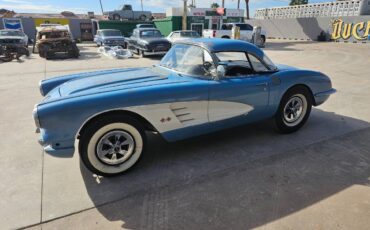 Chevy-corvette-1959-blue-16