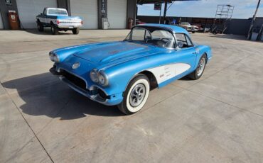 Chevy-corvette-1959-blue-18