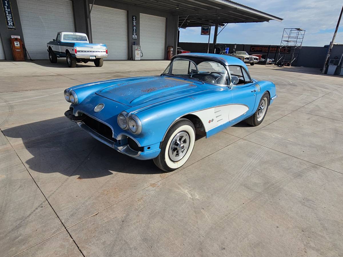 Chevy-corvette-1959-blue-18