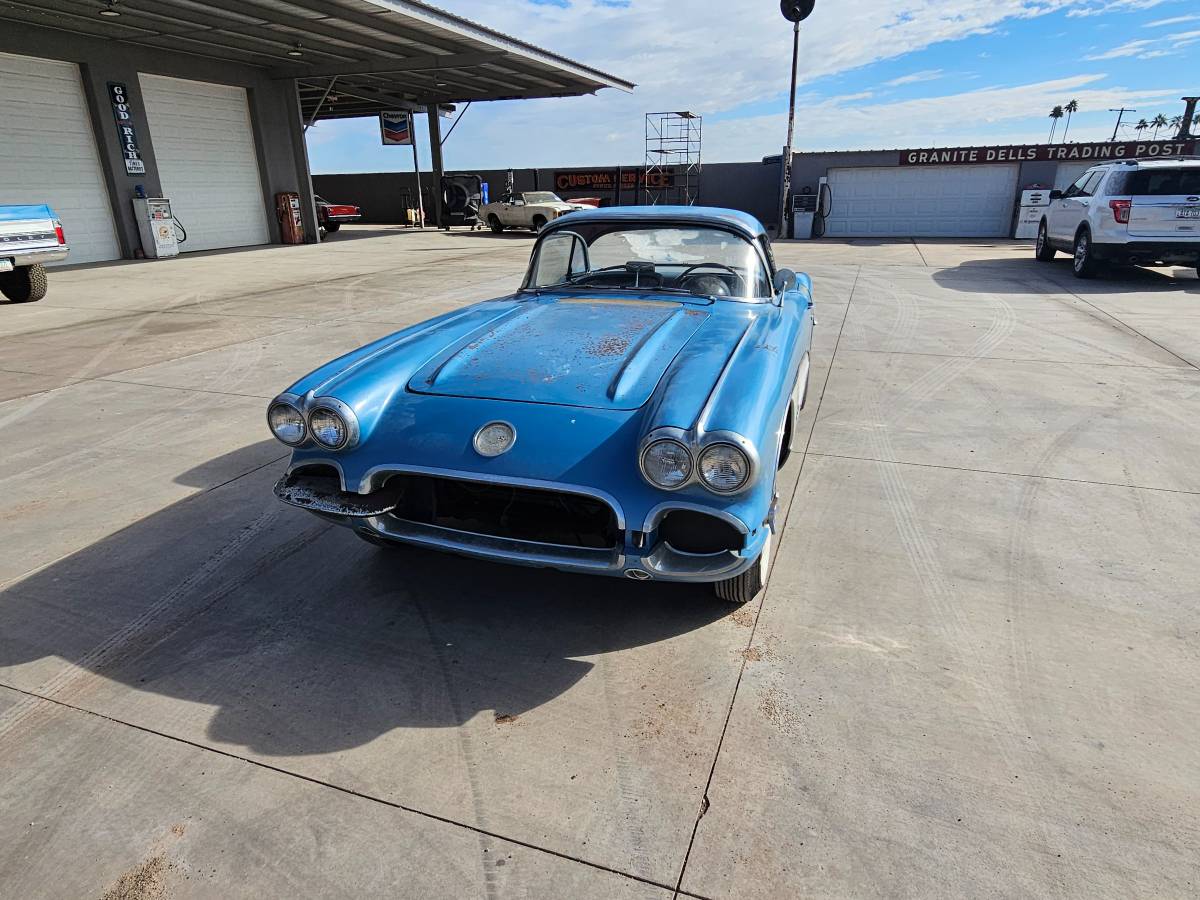 Chevy-corvette-1959-blue-20