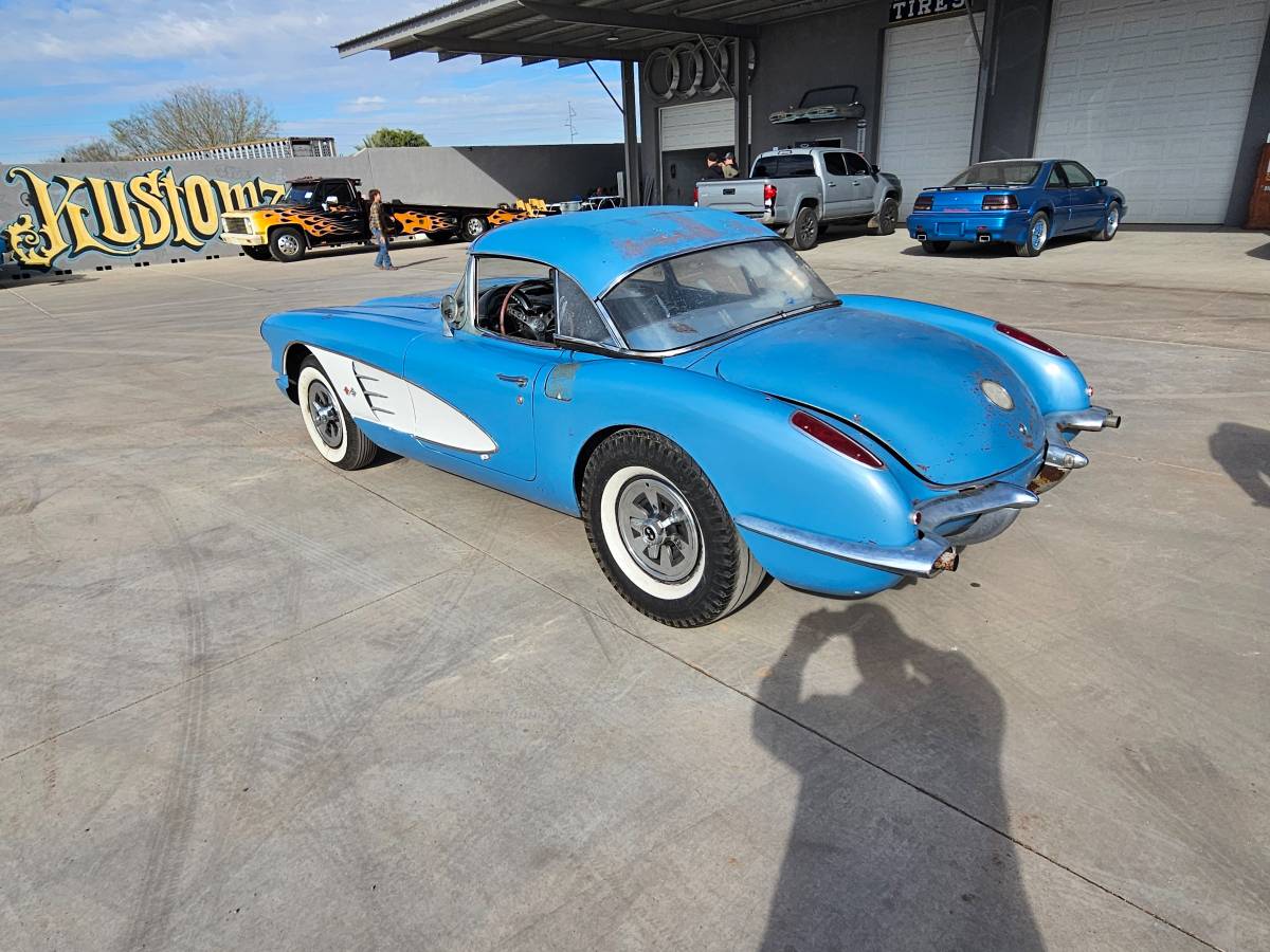 Chevy-corvette-1959-blue-4