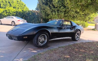 Chevy corvette 1976
