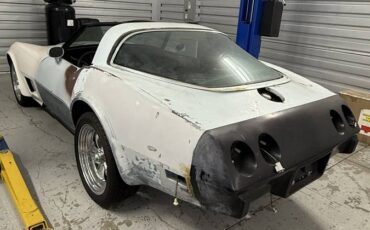 Chevy-corvette-1978-1