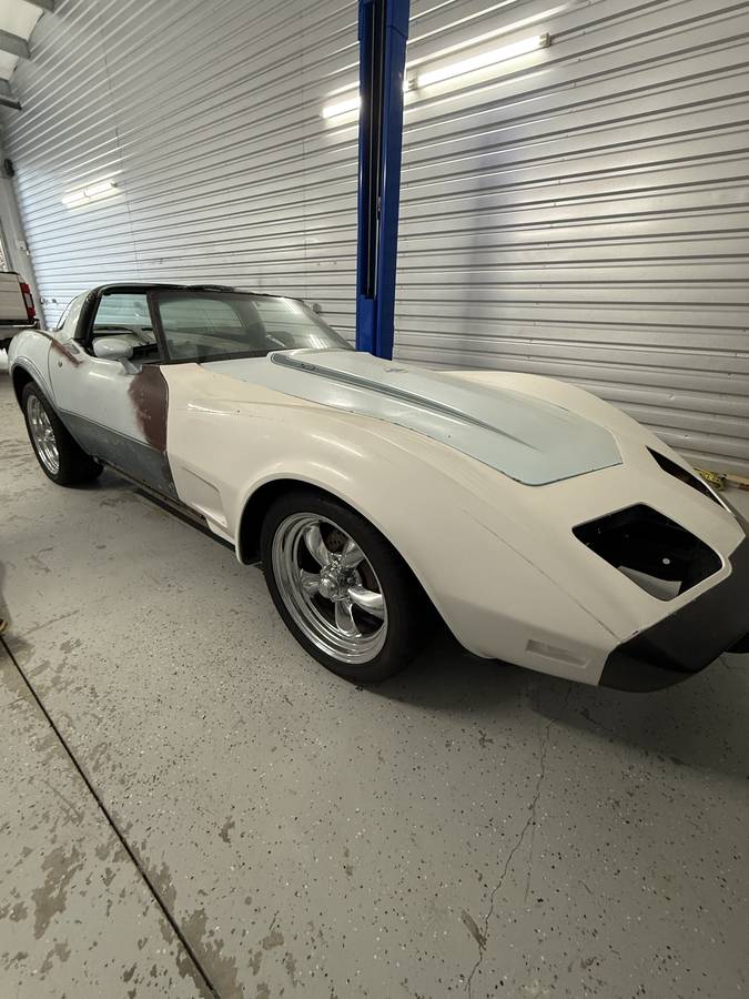 Chevy-corvette-1978-4