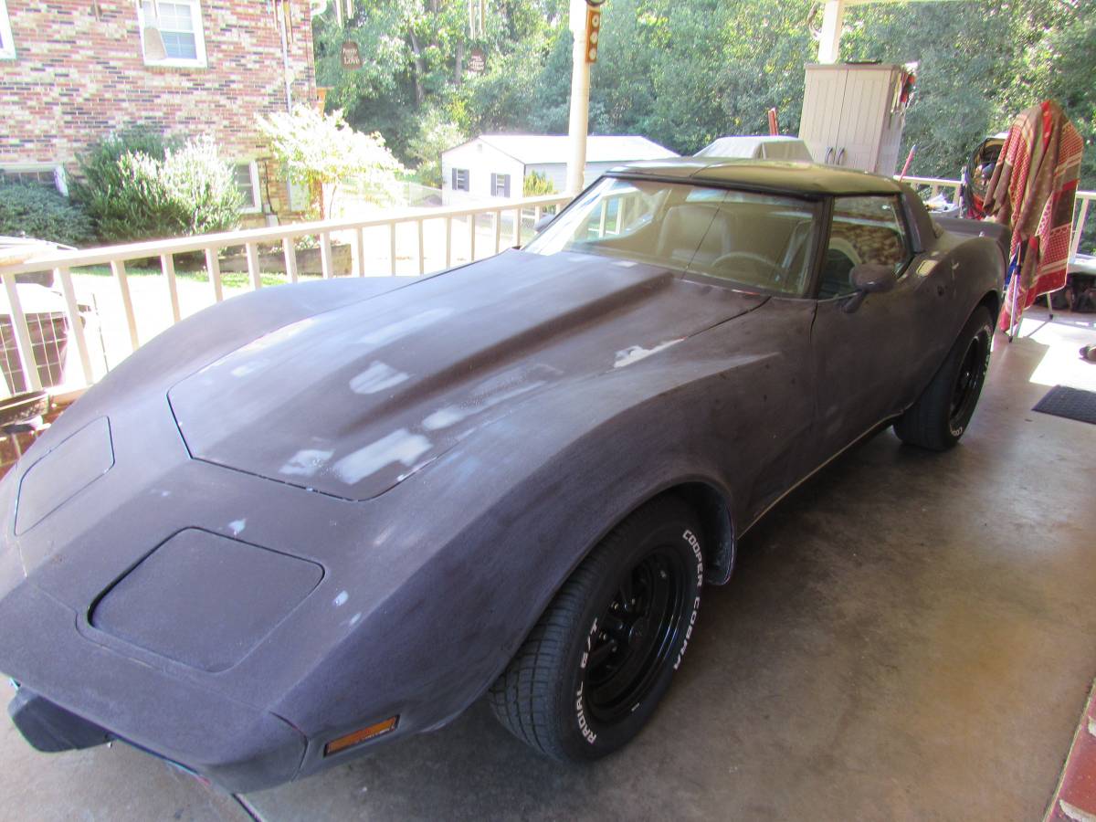 Chevy-corvette-1979-4