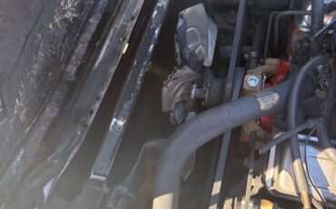 Chevy-corvette-1979-white-6