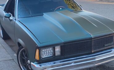 Chevy-corvette-1981-green