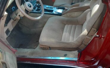 Chevy-corvette-1982-custom-4