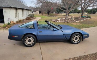 Chevy-corvette-1985-blue-2
