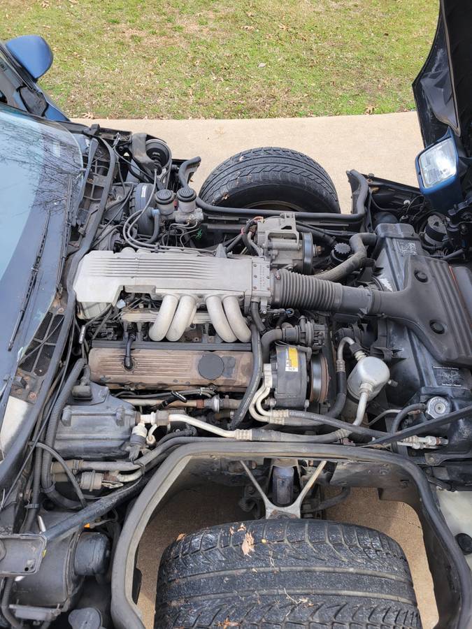 Chevy-corvette-1985-blue-6