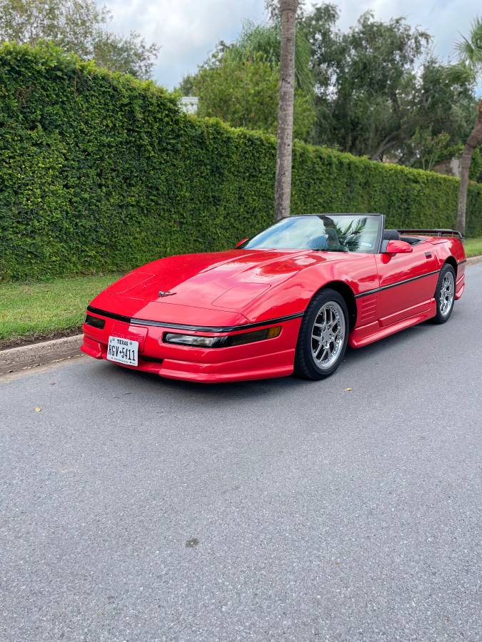 Chevy-corvette-1994-red-1