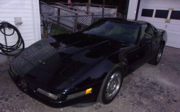 Chevy-corvette-1995-black-1